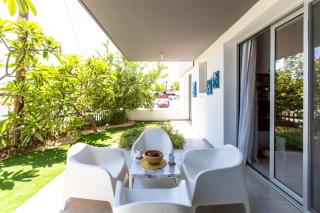 Lemon Tree 1-BR Apt with Terrace & Pool in Livadia - 0
