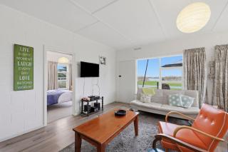 25 Captain Sturt Rd, Hindmarsh Island - 3