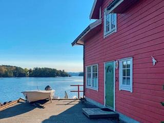 6 person holiday home in HOSTELAND - 7