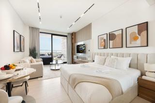 Studio Apartments with Private Jacuzzi - Spa - Cold Plunge - Gym in Business Bay - 9