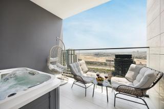 Studio Apartments with Private Jacuzzi - Spa - Cold Plunge - Gym in Business Bay - 0