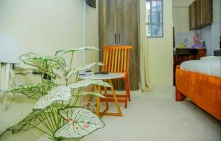 Burgundy Studio in CBD with free WI-FI - 1