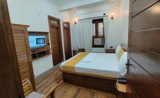 Hotel Golden Ridge - 4