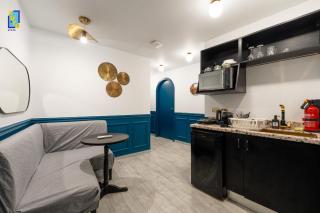 The Azure Hideaway Studio Downtown Cairo - 9