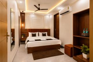 SG Royal Portico - 6