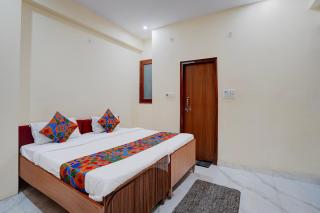 FabHotel RV - 3