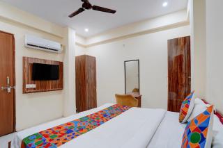 FabHotel RV - 1