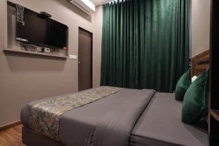 FabHotels Clovergate - 7