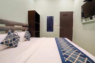 FabHotels Clovergate - 5