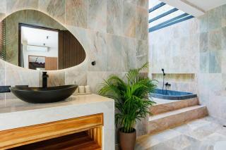 OM Villa Chic Island Luxurious Villa - 3