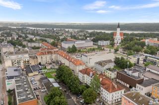 City Centre Apartment with Cathedral View, Self Check-in - 1
