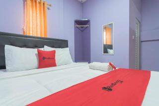RedDoorz @ Gatot Subroto Street Bandung 3 - 1