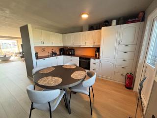 Spacious and quiet apartment in a great location - 4