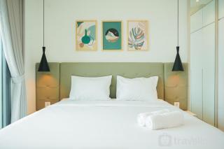 Cozy and Homey Studio at Bintaro Embarcadero Apartment By Travelio - 2