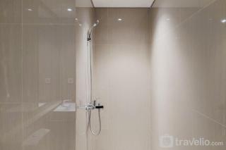 Cozy and Homey Studio at Bintaro Embarcadero Apartment By Travelio - 3