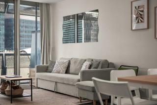WOW Self Contained 2 bedroom apartment with Free Parking - 3