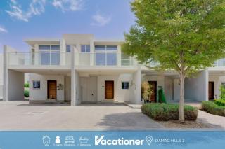 Vacationer Holiday Homes l Private 3 Bed Villa with Garden l Malibu Waterpark - 0