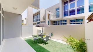 Vacationer Holiday Homes l Private 3 Bed Villa with Garden l Malibu Waterpark - 9