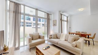Vacationer Holiday Homes l Private 3 Bed Villa with Garden l Malibu Waterpark - 8