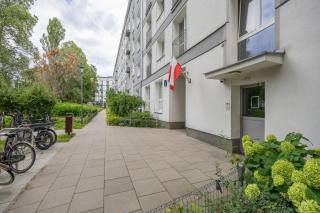 Bright Apartments in Warsaw Close to the Old Town by Noclegi Renters - 3