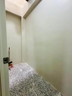Lane 2 - 2BR Fully airconditioned Apartelle near Wilcon and Robinsons - 2