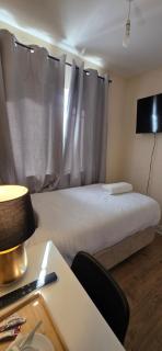 Cozy single room - 5