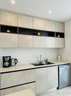 Luxury Apartment with Pool - Walk to Beach - 5