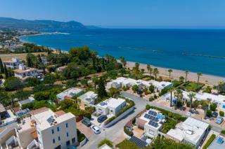 Aurelia Beach Residence by Nomads - 9