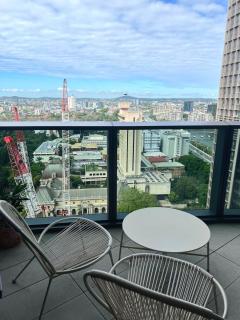 Luxury apartment at Queens Wharf Tower - 7