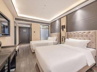 Xana Hotelle Zhuhai Gongbei Port - 9