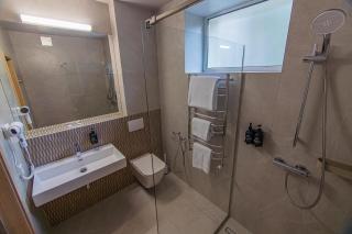 Ukraina Hotel - 8