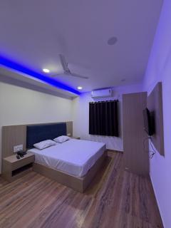 HK Comfort Inn - 5