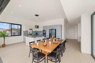 Cliffside Oasis - the Villa - Seaview - Bluebay - 6