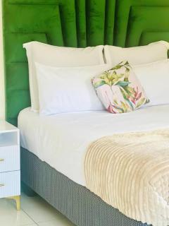 Leka Guest Inn - 4