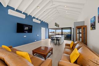 Cliffside Penthouse - Private Pool - Seaview - Bluebay - 6