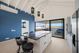 Cliffside Penthouse - Private Pool - Seaview - Bluebay - 5