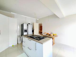 Room in Cozy Norwood - 7