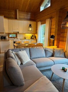 Nietos A - Stylish 2BR Apt with Private Sauna - 3