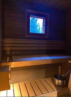 Nietos A - Stylish 2BR Apt with Private Sauna - 6