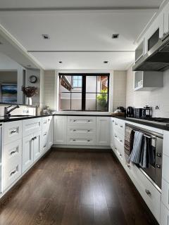 Commonage Villa 4BR by Patterson Hospitality - 5