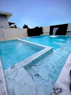 Private Pool Villa near BKK airport Mega bangna 2 nights - 8