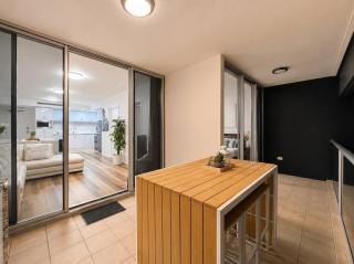 Brisbane CBD Escape Pool, Gym & Casino - 1