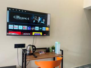 VAR - Bamboo Haus- AC 4 Rooms, 7 min walk to beach - 6