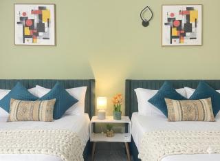 VAR - Bamboo Haus- AC 4 Rooms, 7 min walk to beach - 3