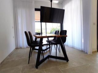 Altoria - 2 bedroom apartment with a living room and a view of the Sea of Galilee - 6