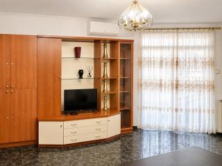 A Nostalgic Getaway in Plovdiv's Historic Quarter by Flat Mаnager - 3