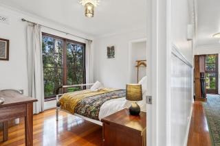 Gunyha - Ocean Views, Walk to Beach, Free WiFi, Pet Friendly, Open Fire, Visiting Koalas and Other Wildlife. - 6