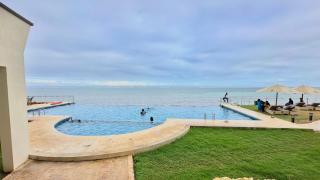 Nauras Apartment Modern Coastal Stay - 5