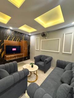 Stylish 1BHK Comfortable & Modern Stay Bahria Phase 7 - 0