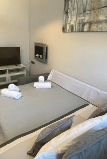 Theros Residence II - Seaside Beachfront Eretria - 1